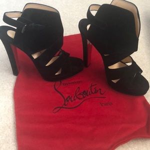 NEW. Christian Louboutin black Apron Lili heels